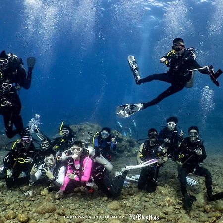 Blue Hole Dive Center Bed and Breakfast Heng-ch'un Buitenkant foto