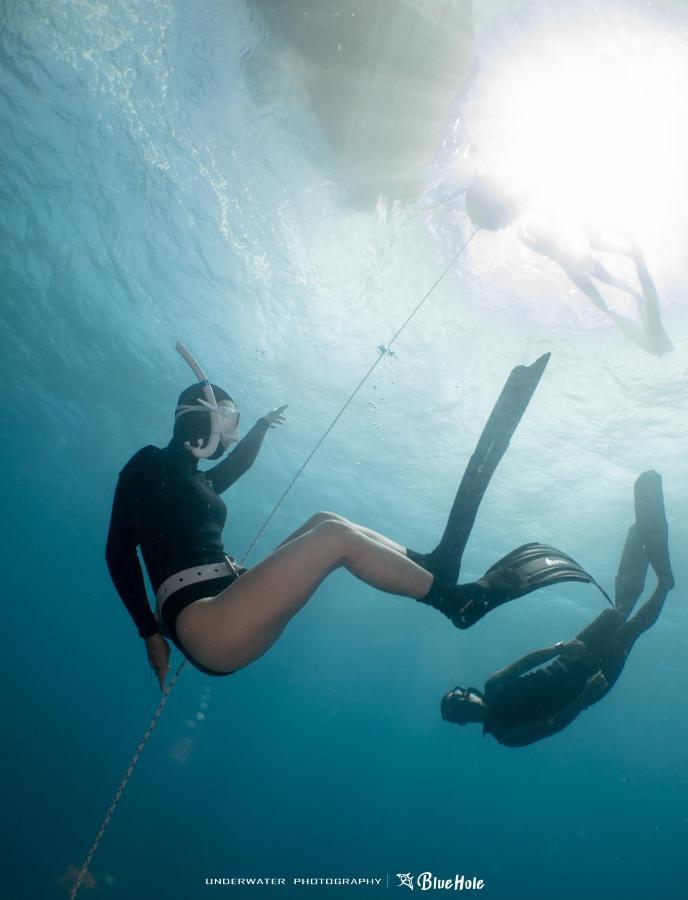 Blue Hole Dive Center Bed and Breakfast Heng-ch'un Buitenkant foto